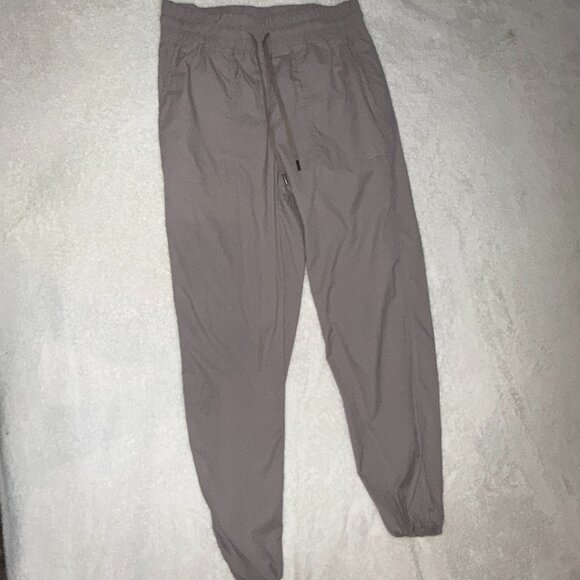CRZ YOGA Gray Taupe Size S Drawstring pockets Athletic GymCore Crossfit Workout - Picture 1 of 12
